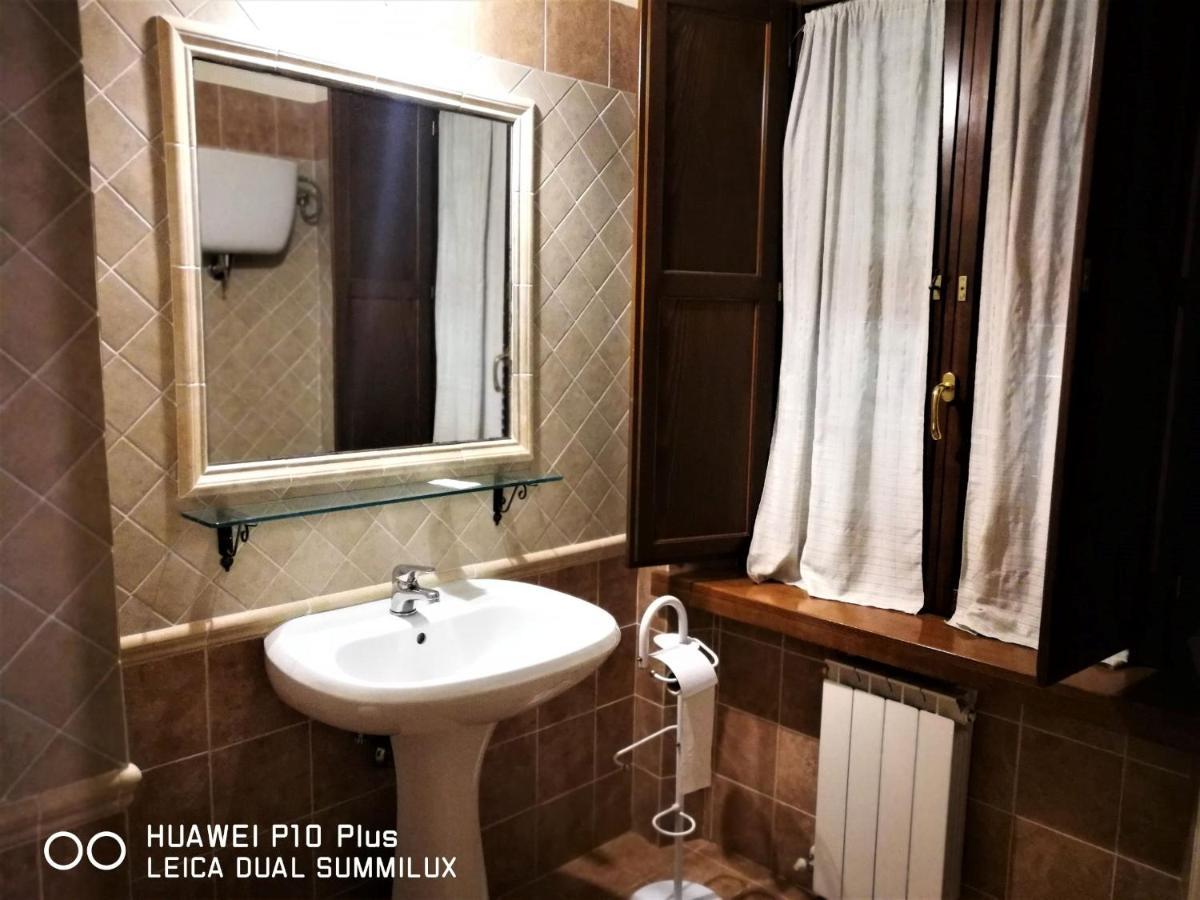 Villa Con Piscina Assisi Kültér fotó